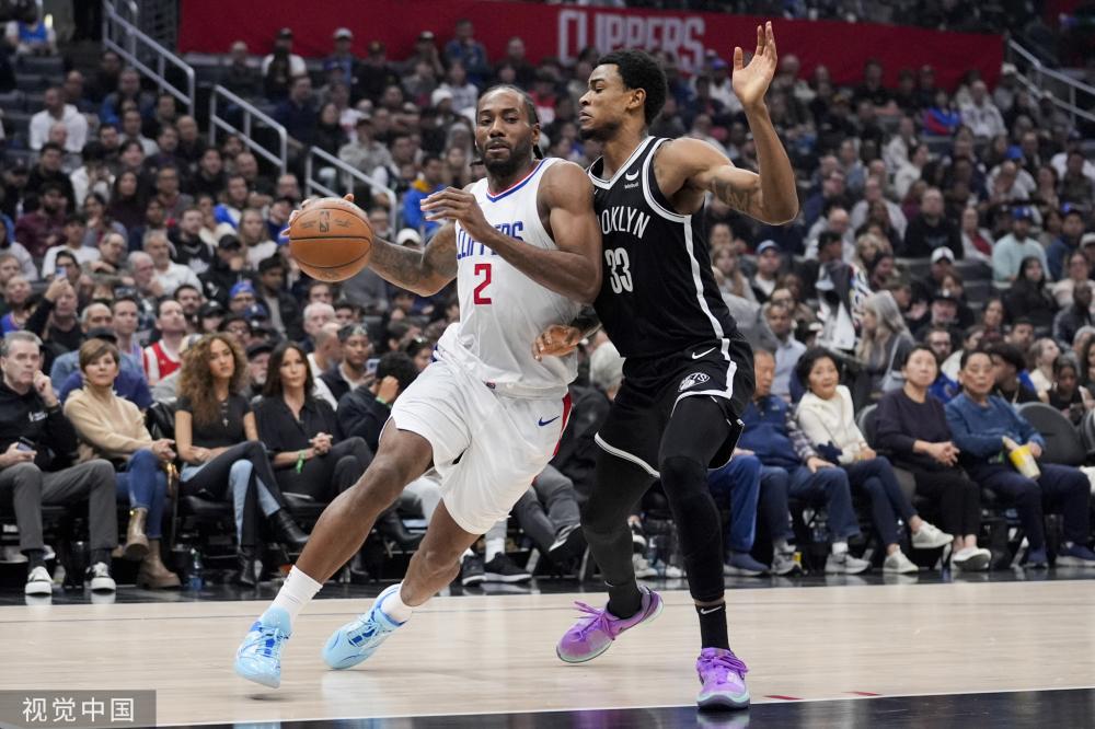 带有反思的 带有反思的